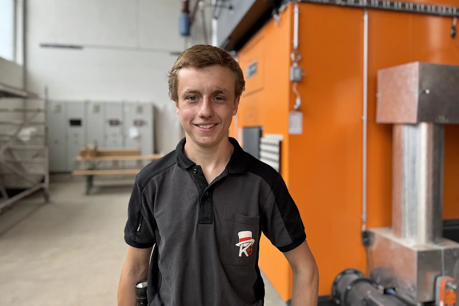 Teammitglied Kaminfeger Bachmann_Webp Kaminfeger Bachmann, Kaminservice und Kaminfegerarbeiten, sowie Solaranlagenreinigung und Lüftungs- und Dachservice